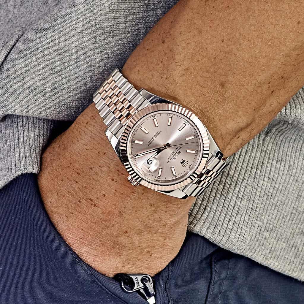 Rolex Datejust 41 126331 Rose Gold Stainless Steel Sundust Dial Jubilee (2024)